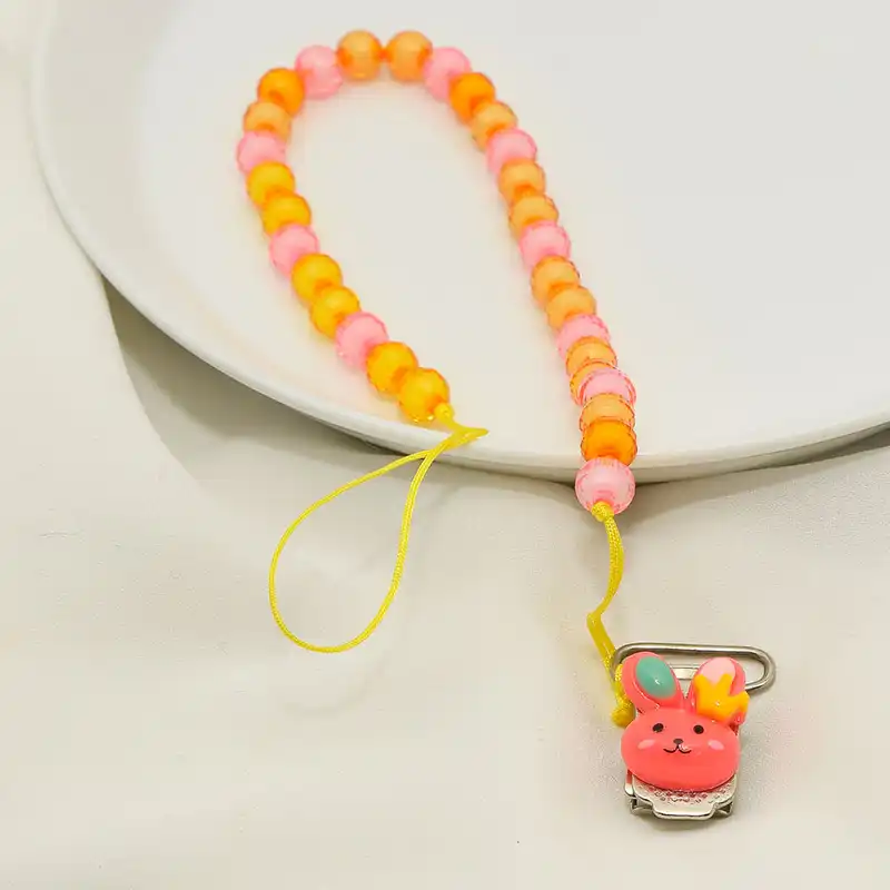 زنجیر پستانک دلنار گالری مدل خرگوش آبنباتی