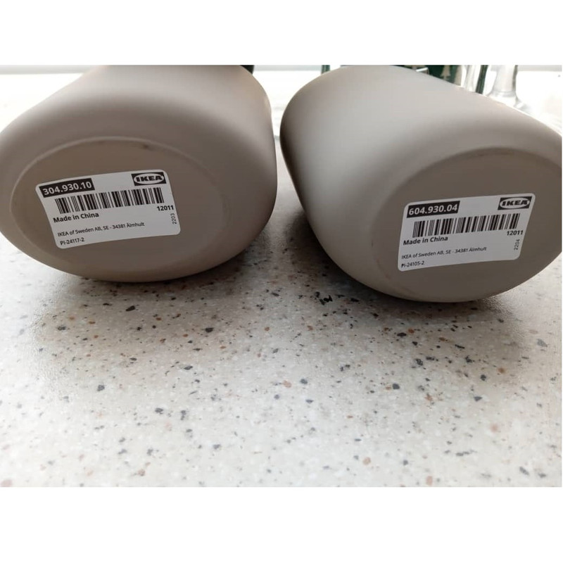 مخزن مایع دستشویی ایکیا مدل IK_60493004 به همراه جا مسواکی