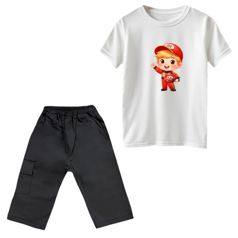 ست تی‌شرت و شلوارک پسرانه مدل پسرک ماشین بازی