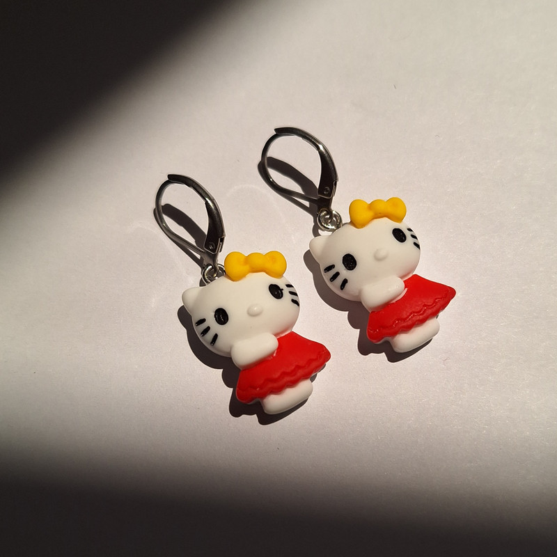 گوشواره دخترانه مدل هلو کیتی