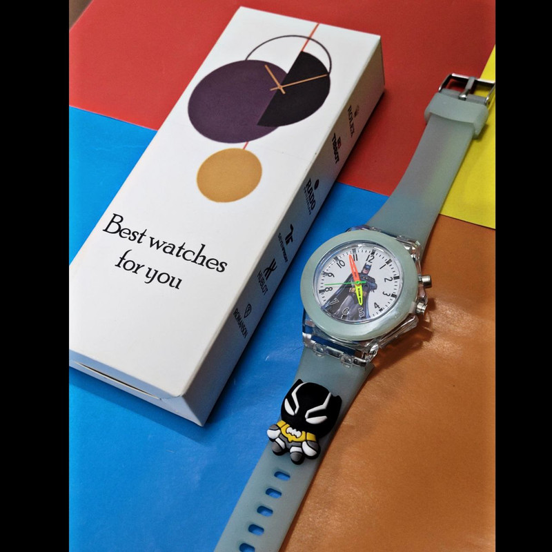 ساعت مچی عقربه ای بچگانه مدل چراغدار 04