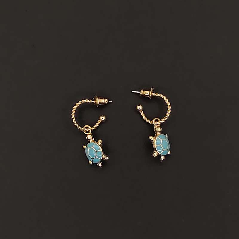 گوشواره دخترانه اکسسورایز مدل لاکپشت گوشواره دخترانه اکسسورایز مدل لاکپشت