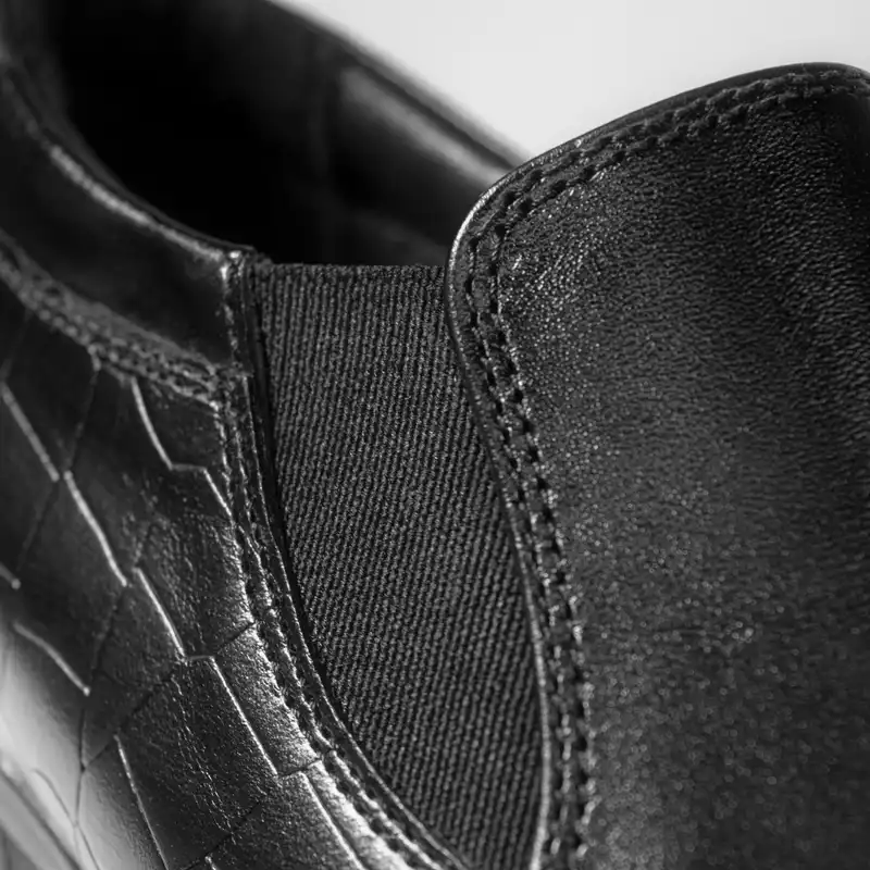 کفش زنانه چرم عطارد مدل چرم طبیعی کد SH104