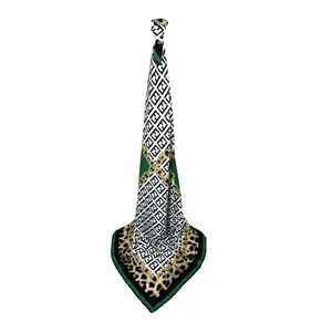 روسری زنانه مدل نخی قواره بزرگ