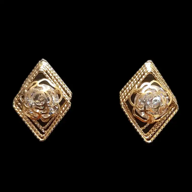 گوشواره زنانه مدل گل