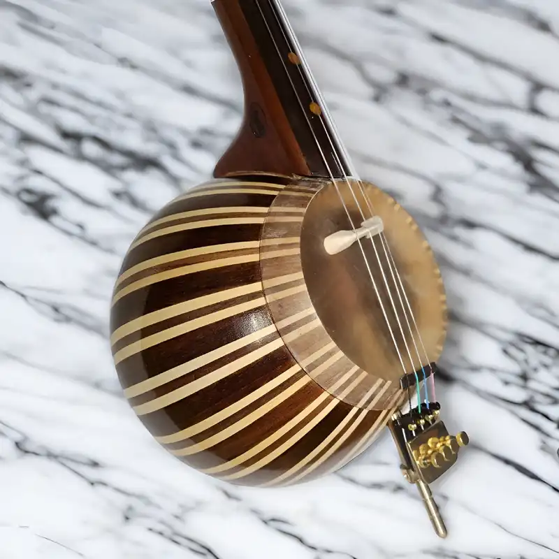 کمانچه مدل گردو و اَفرا کد T-A-R-K-80-R2