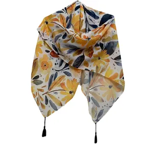 روسری دخترانه مدل نخ اسپان منگوله دار کد 257