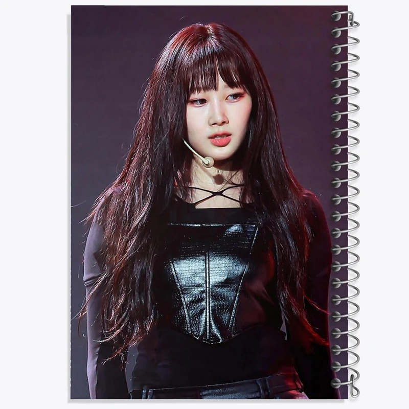 دفتر مشق 50 برگ خندالو مدل جیزل گروه آسپا Aespa کد 19704