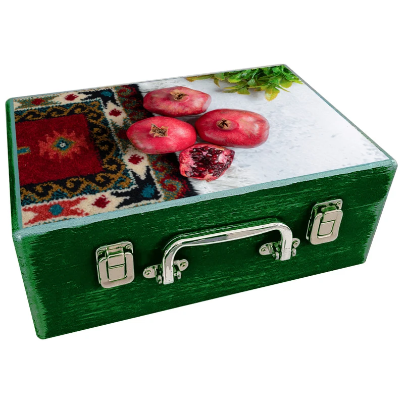 جعبه هدیه چوبی مدل چمدان طرح یلدای ایرانی کد WS375
