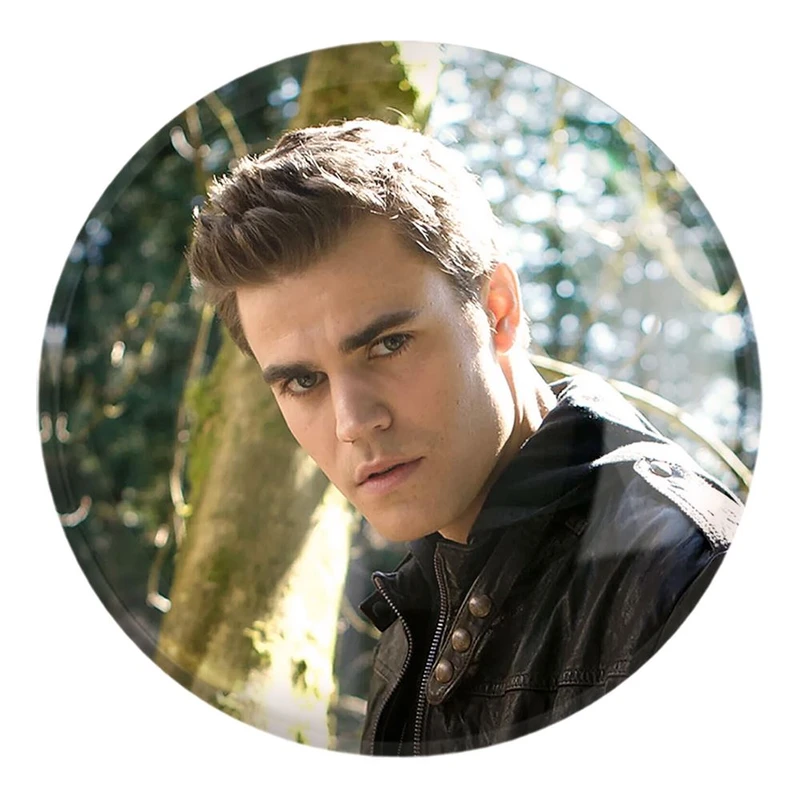 پیکسل خندالو طرح استفان سالواتوره خاطرات یک خون آشام  The Vampire Diaries کد 23682 مدل بزرگ