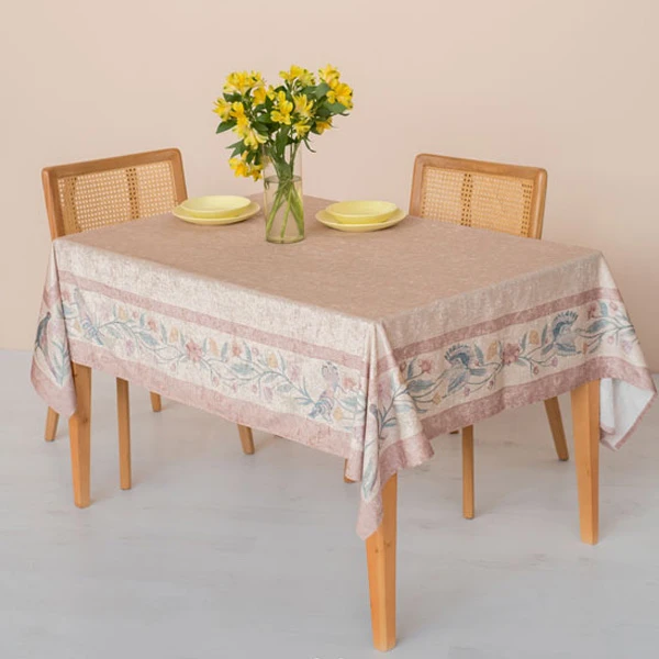 رومیزی هرمود مدل ایوان سایز 220x150 سانتی‌متر
