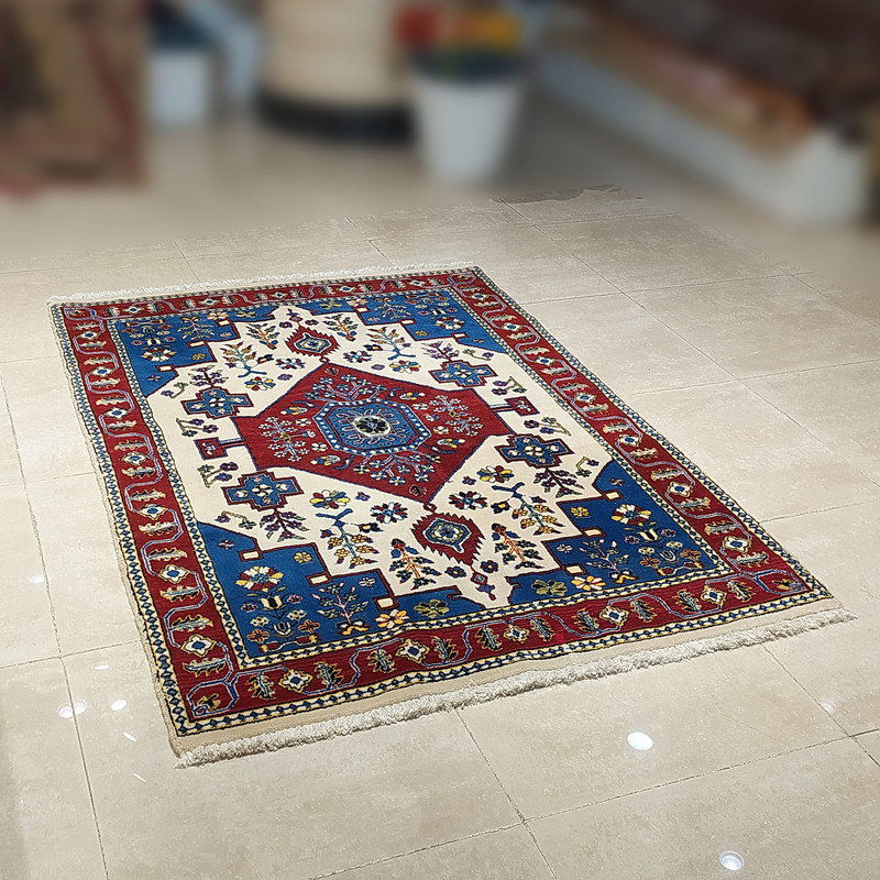فرش دستبافت سه متری طرح لچک ترنج
