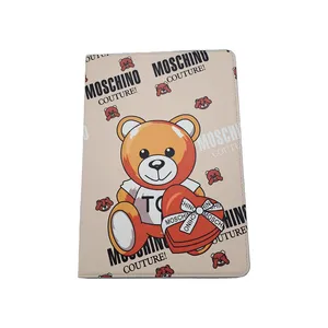 کیف کلاسوری مدل هپی تایم طرح moschino مناسب برای تبلت اپل ipad pro 10.2/10.5