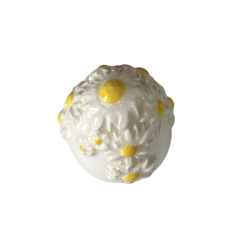 تخم مرغ تزیینی مدل بابونه برجسته