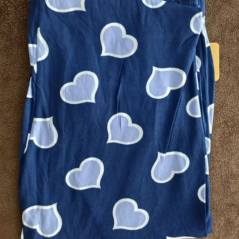 شلوارک زنانه مدل VIO heart رنگ سرمه ای