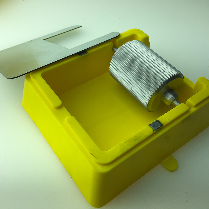 مخزن رنگ لبه چرم کی پی سی مدل Edge-Large