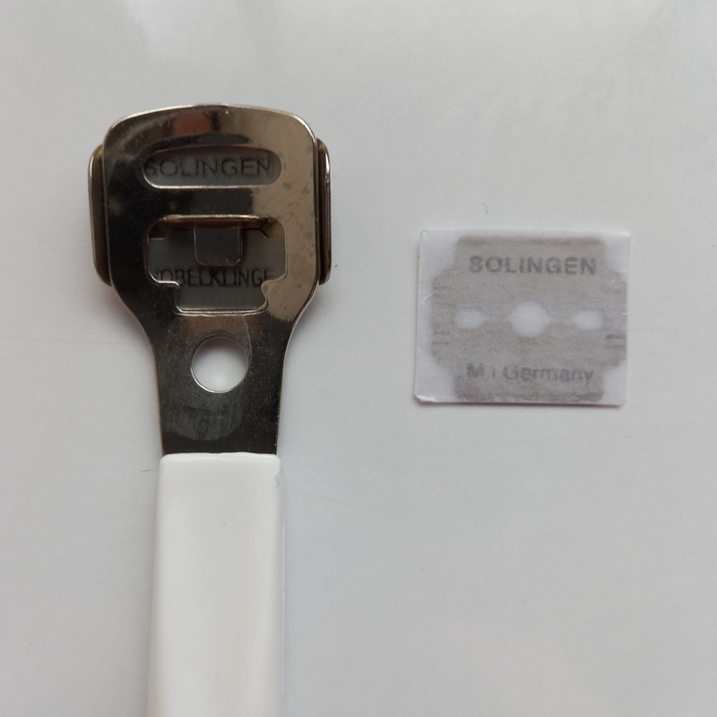 تیغ کف پا زولینگن مدل 001