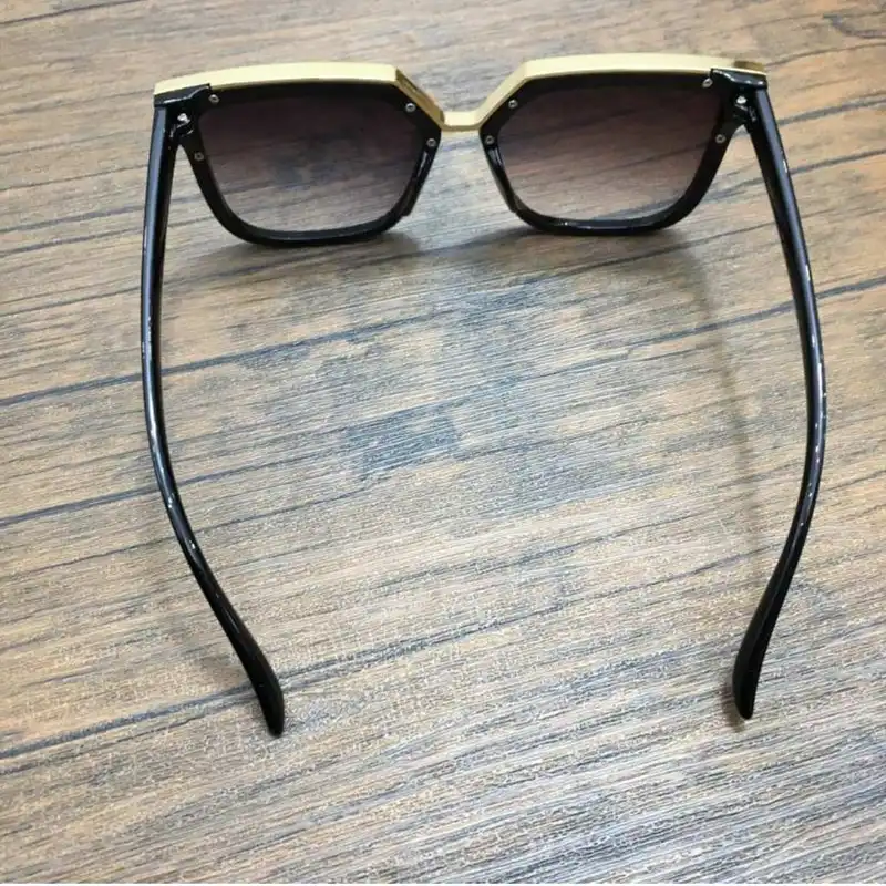 عینک آفتابی زنانه مدل 8796