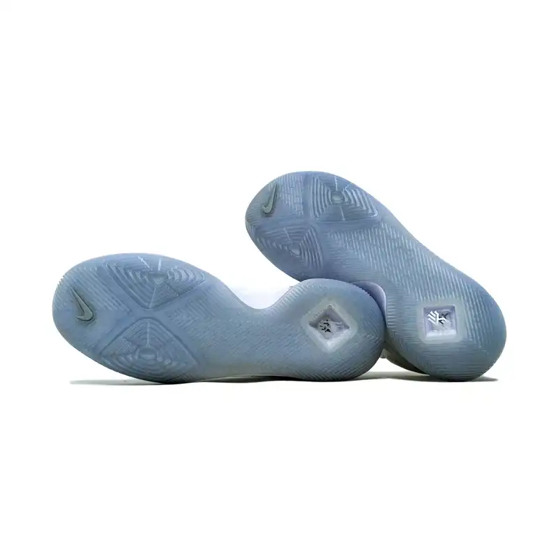 کفش بسکتبال مدل  kirie 3