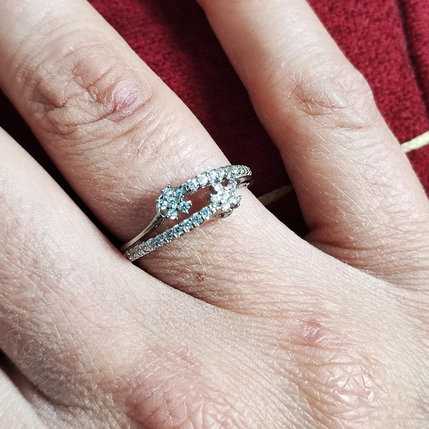 انگشتر نقره زنانه مدل جواهری شکوفه JW5054