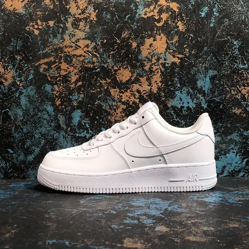 کفش پیاده روی مدل   AIR FORCE 1 WHALL-100070026