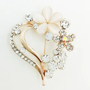 گل سینه زنانه مدل قلب کد ja300