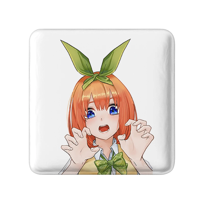 پیکسل خندالو طرح یوتسوبا انیمه پنج عروس مساوی مدل مربعی کد 32554