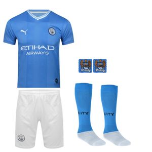 نقد و بررسی ست پنج تکه لباس ورزشی پسرانه مدل منچسترسیتی طرح هالند 2024 توسط خریداران