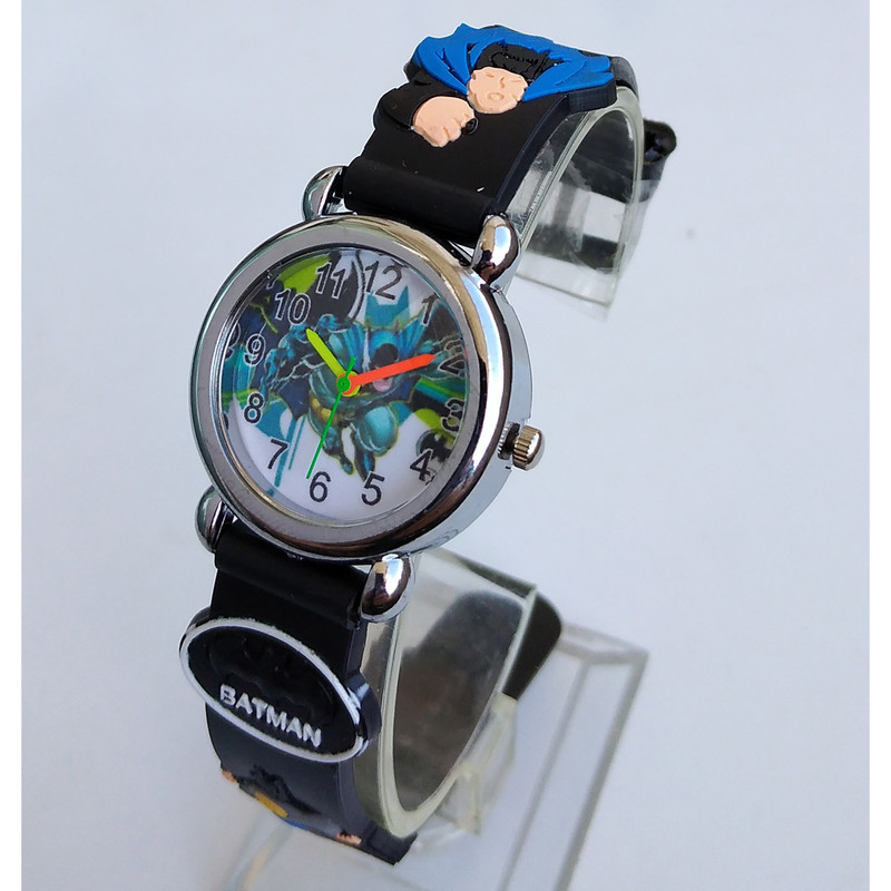 ساعت  مچی عقربه ای پسرانه مدل بندسیلیکونی بتمن کد 539