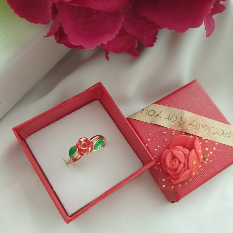 انگشتر زنانه ژوپینگ مدل گل رز