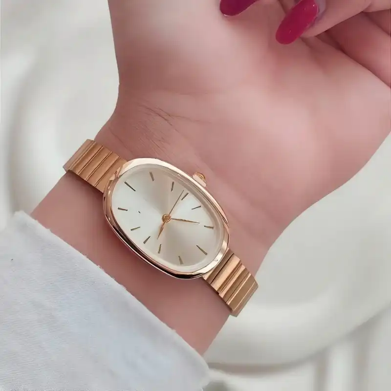 ساعت مچی عقربه ای زنانه مدل کلاسیک کژوال بند ریلی کد 2