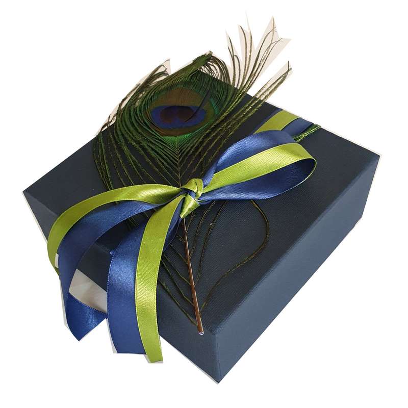 جعبه هدیه مدل مربعی شکل سرمه ای