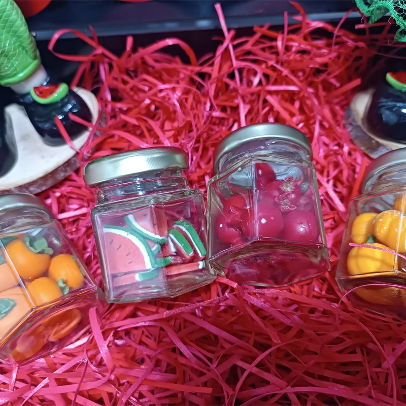 عکس شماره 4 : جعبه هدیه مدل شب یلدا کد b97 مجموعه 12 عددی