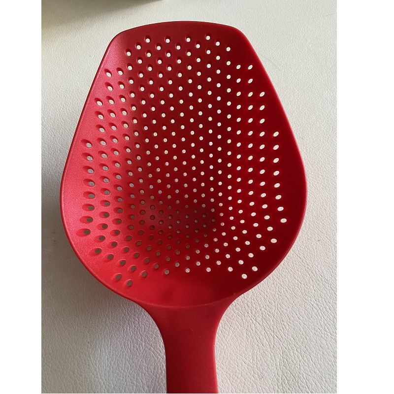 آبکش مدل ملاقه ایی