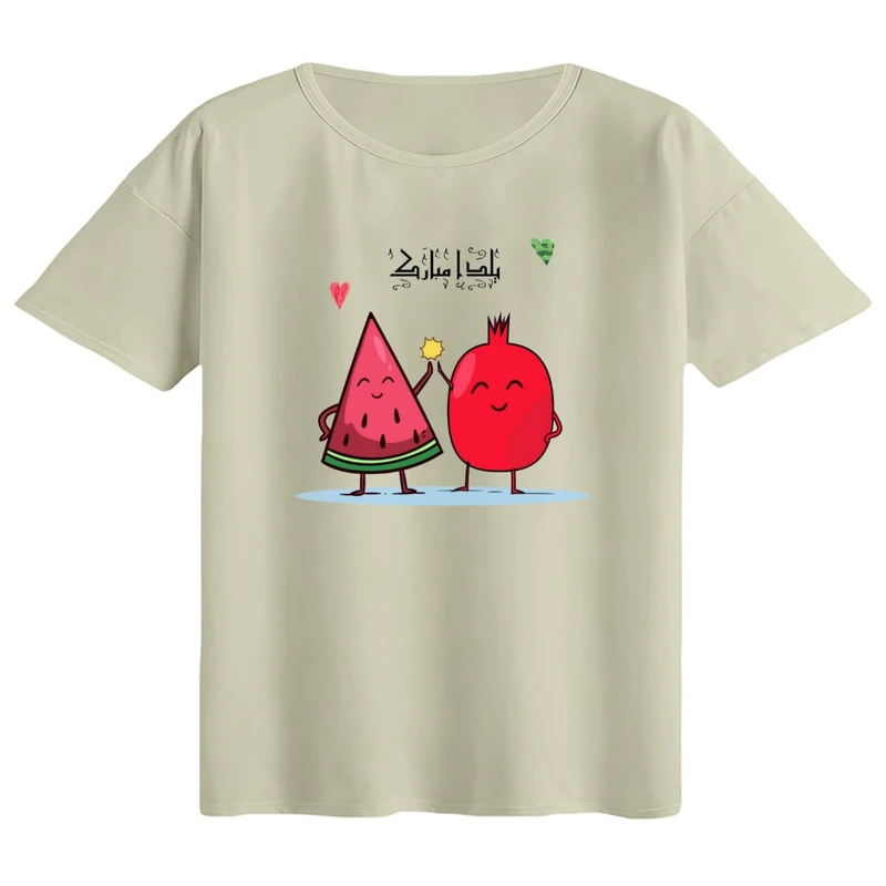 تی‌شرت اورسایز آستین کوتاه زنانه مدل باکسی طرح انار و هندوانه یلدایی