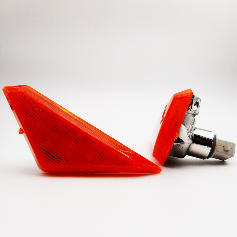 چراغ راهنما گلگیر خودرو مدل CHRGSNمناسب برای ساینا بسته 2 عددی