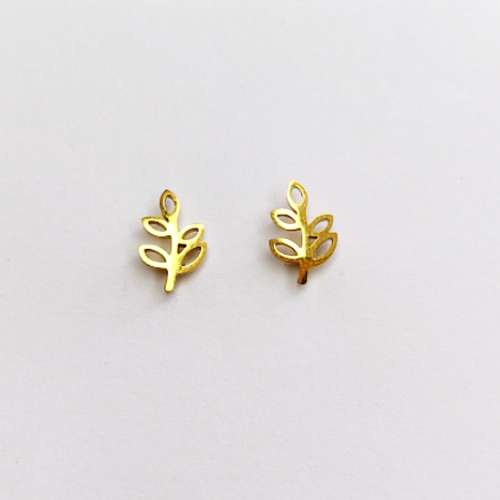 گوشواره زنانه مدل میخی برگ