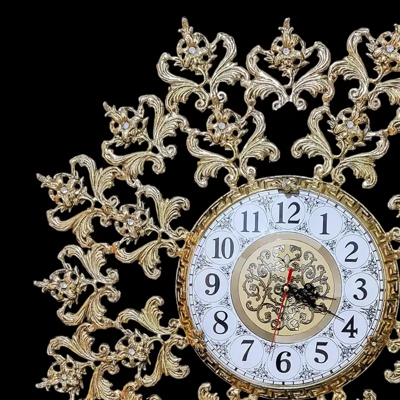 ساعت برنجی مدل طنین