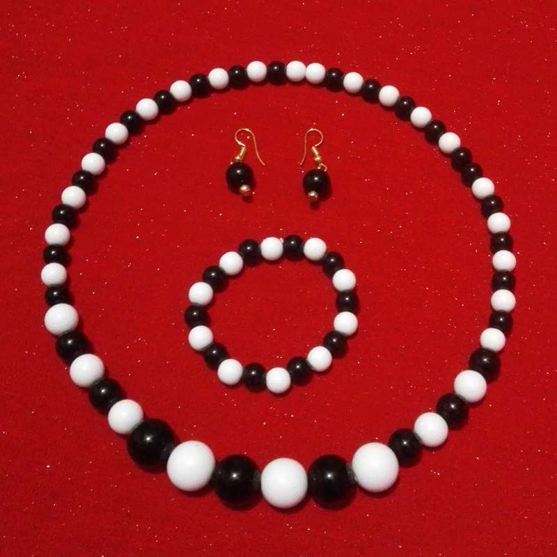 نیم ست دخترانه مدل مروارید کشی آبنباتی کد 205 نیم ست دخترانه مدل مروارید کشی آبنباتی کد 205