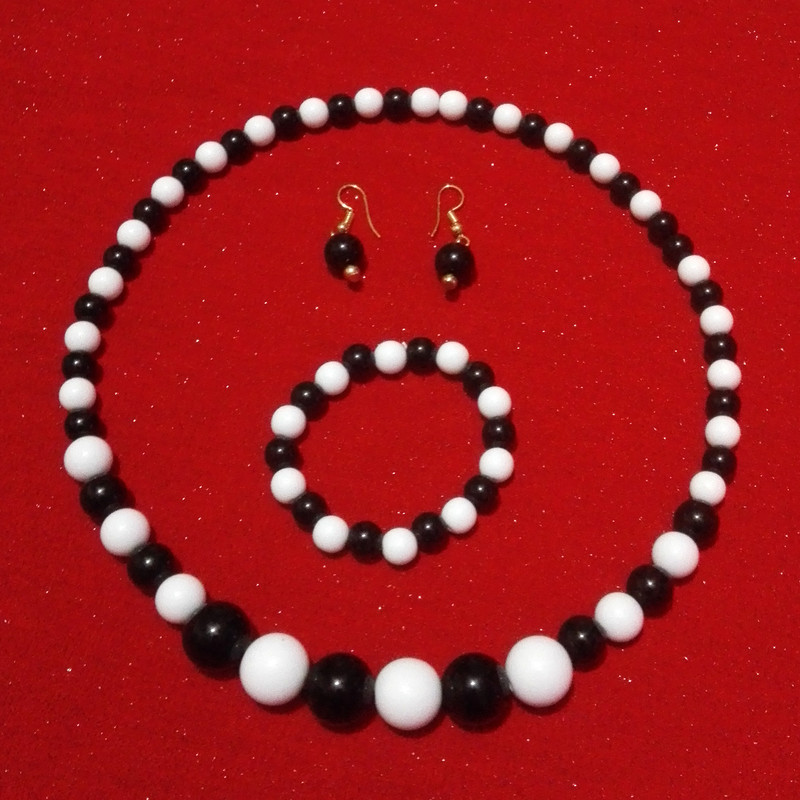 نیم ست دخترانه مدل مروارید کشی آبنباتی کد 205 نیم ست دخترانه مدل مروارید کشی آبنباتی کد 205