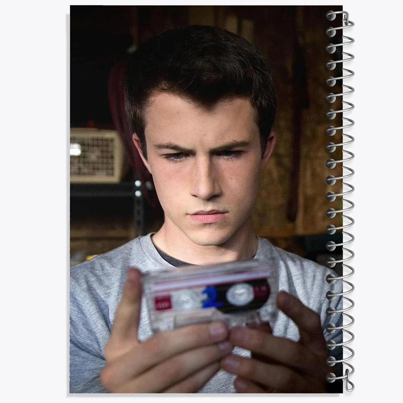 دفتر شطرنجی 50 برگ خندالو طرح کلی جانسن 13دلیل برای اینکه Reasons Why13 کد 20350