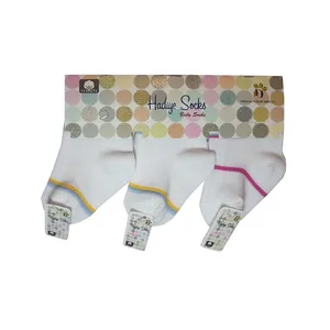 جوراب نوزادی کد P57-4 مجموعه 3 عددی
