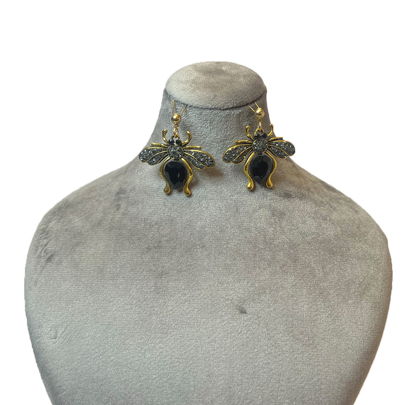 گوشواره دخترانه مدل مگس