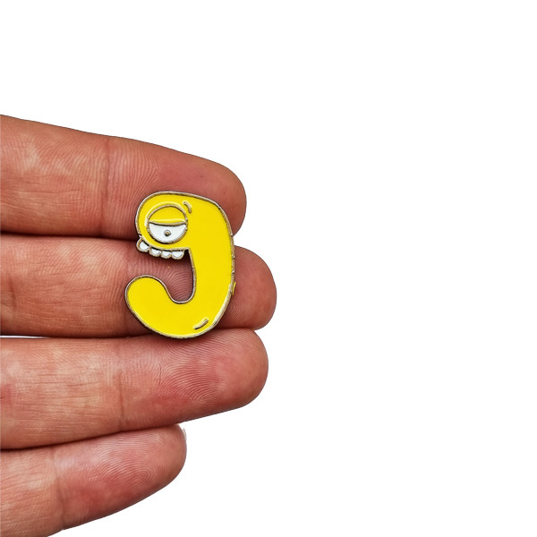 گل سینه دخترانه مدل J