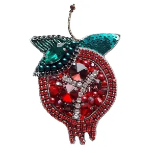 گل سینه زنانه مدل انار B