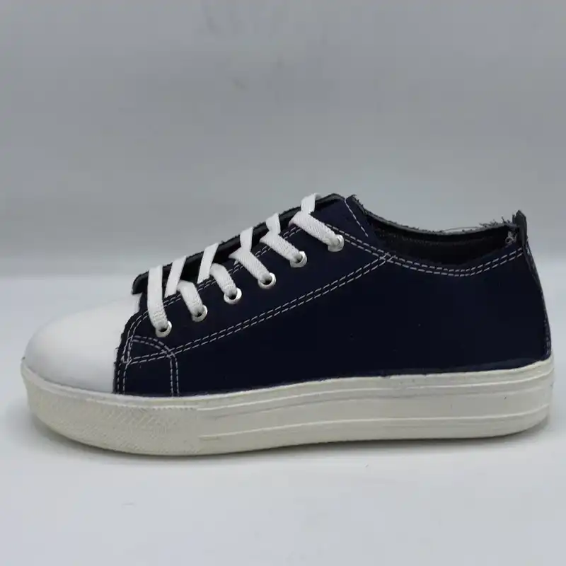 کفش پیاده روی زنانه مدل لژدار رنگ مشکی