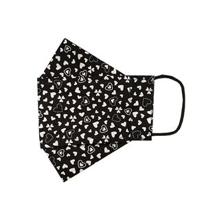 ماسک پارچه‌ای مدل سه بعدی طرح قلب کد 02