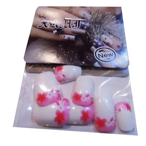 ناخن مصنوعی بچه گانه مدل 16 مجموعه 10 عددی