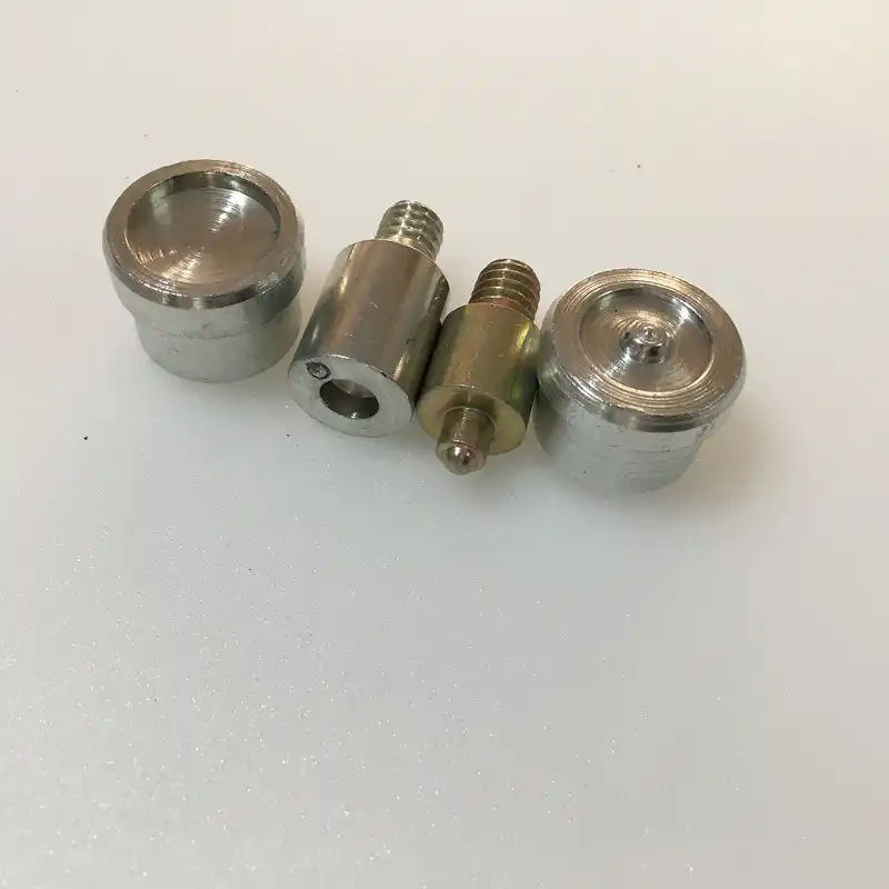 قالب دکمه مدل Y-Alfa04 مجموعه 4 عددی