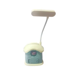 چراغ مطالعه شارژی مدل کلبه طرح‌کرومی